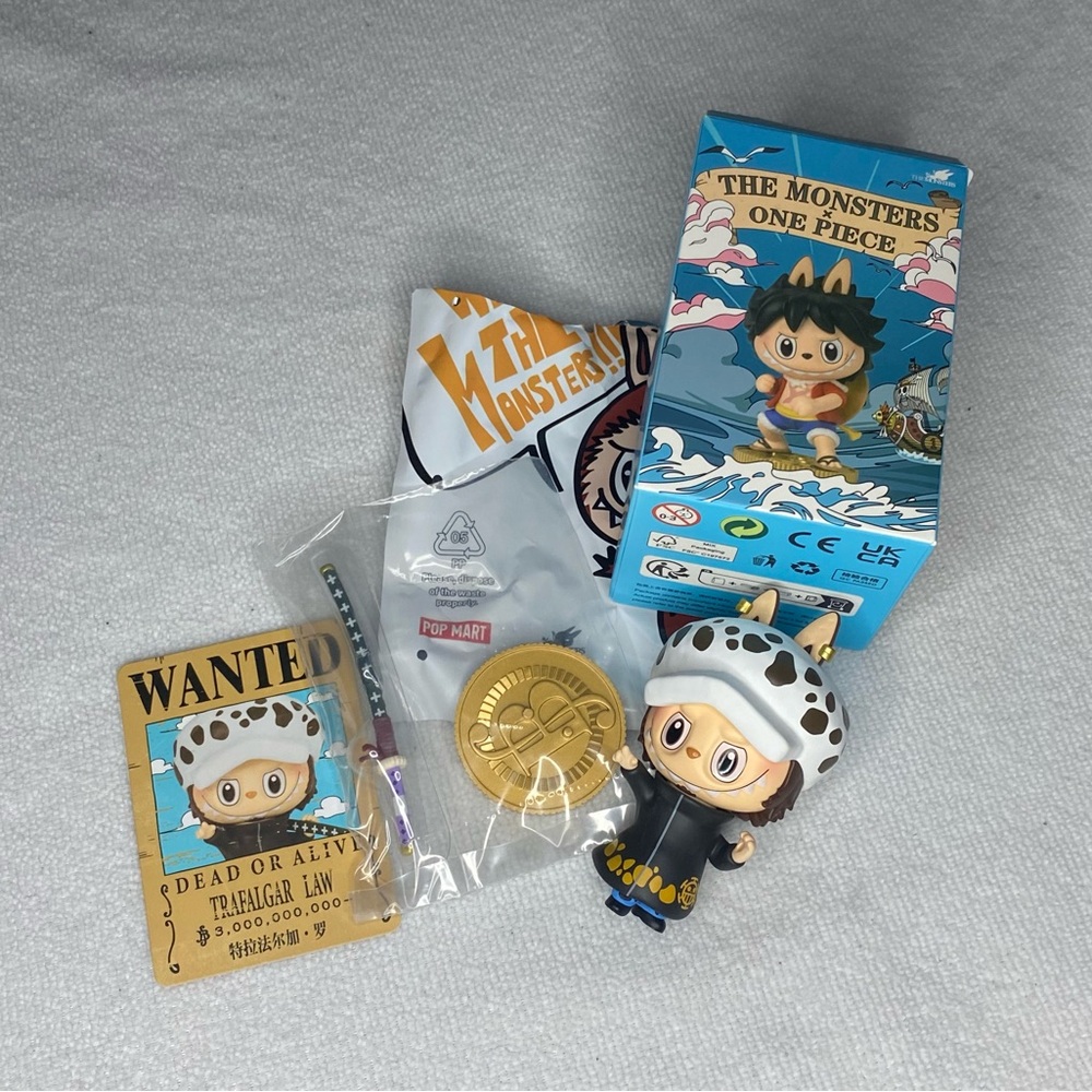 *AUTHENTIC* One Piece Trafalgar Law Figure - Confirmed